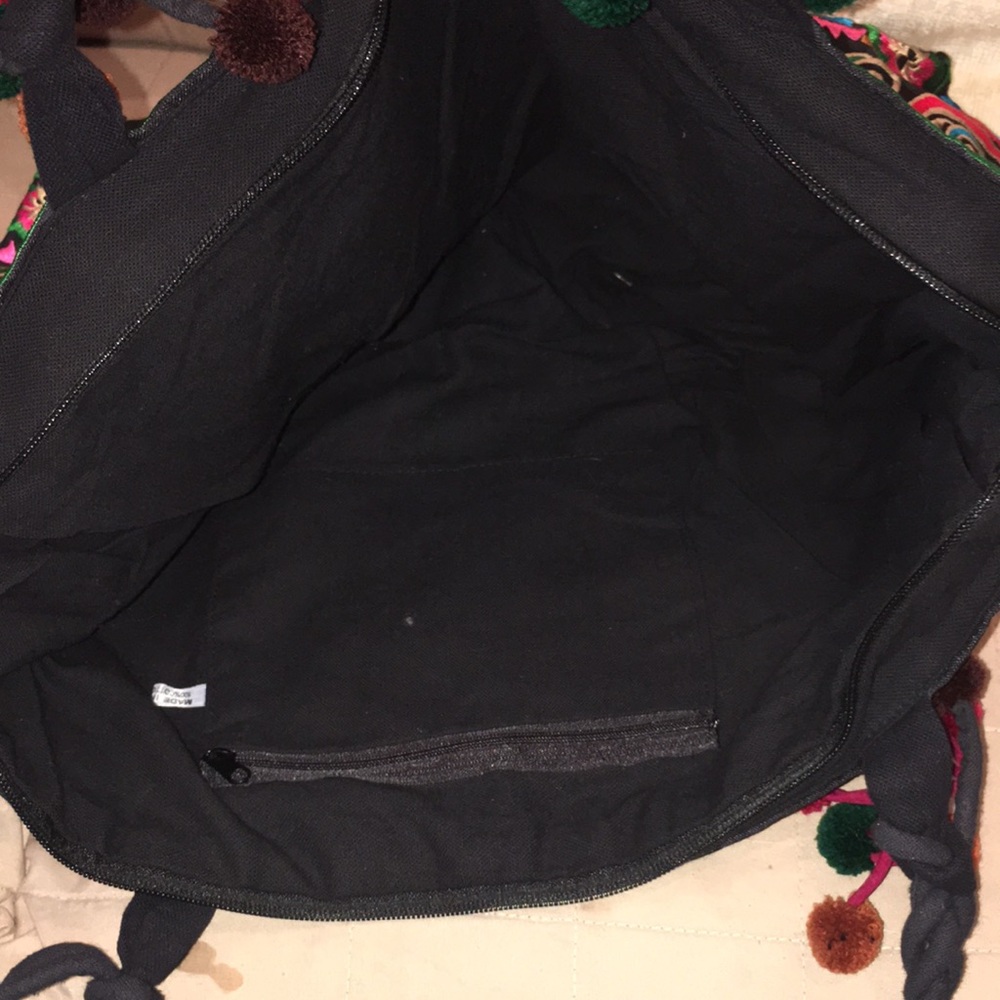 6 One of a kind hand stitched handbag - Picture 6 of 11